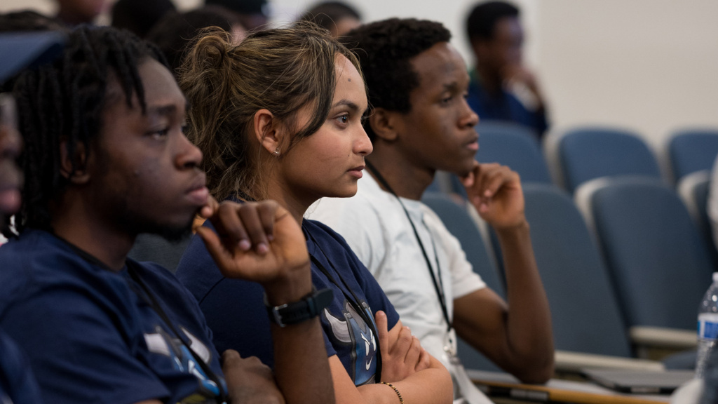 Howard University’s College Of Engineering And Architecture Receives Its Largest Unrestricted Philanthropic Donation Howard University’s College Of Engineering And Architecture Receives Its Largest Unrestricted Philanthropic Donation