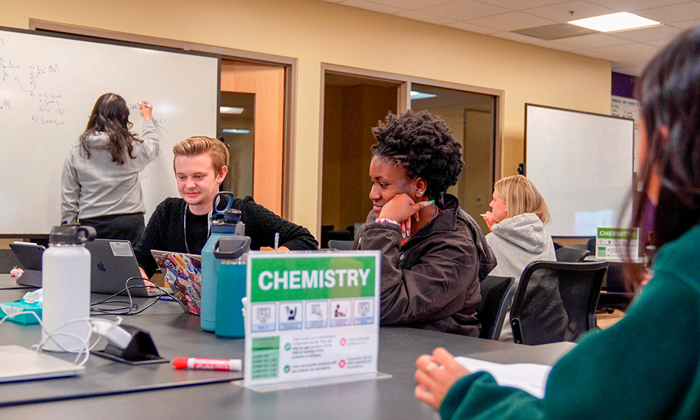 JMU Learning Centers help ensure academic success JMU Learning Centers help ensure academic success