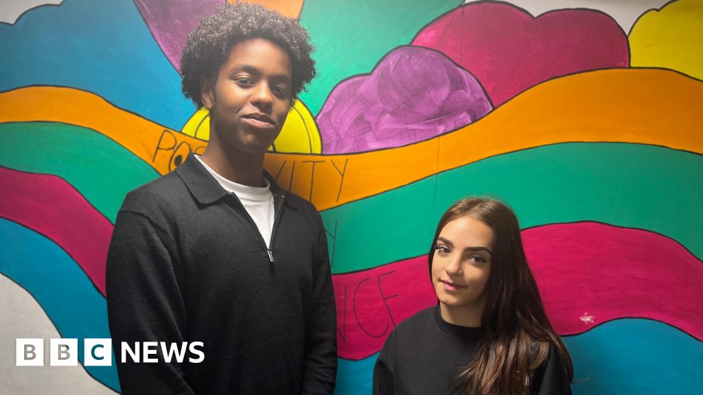 Bristol GCSE students at alternative provision school celebrate success Bristol GCSE students at alternative provision school celebrate success