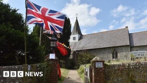 Peers say citizenship test should focus on essential knowledge, not trivia