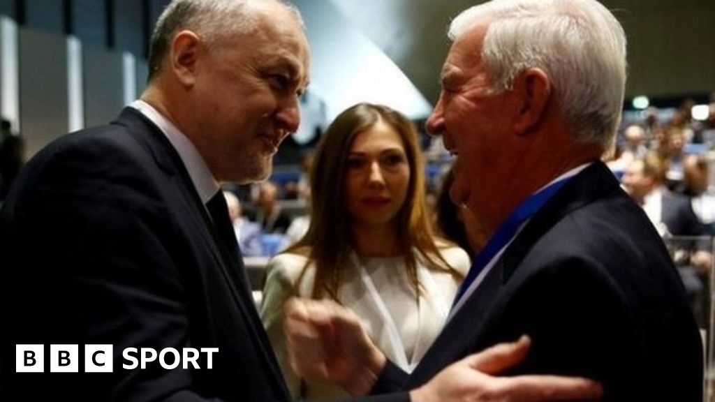 Russia reinstated by Wada after doping scandal suspension Russia reinstated by Wada after doping scandal suspension