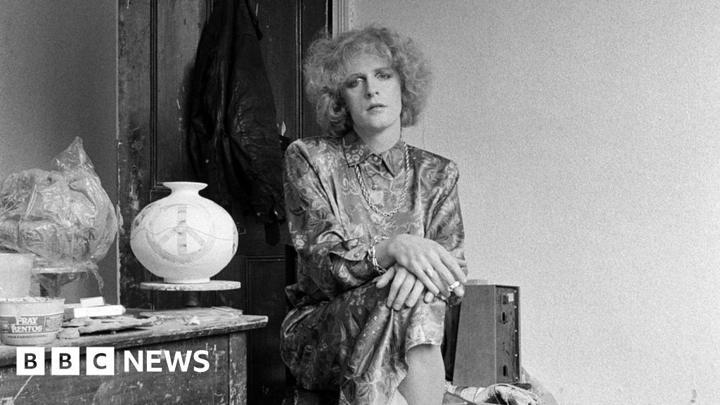 Will Gompertz reviews the artist’s show at Holburne Museum in Bath ★★★★☆