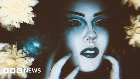 Sixth-form students use art to express life in lockdown