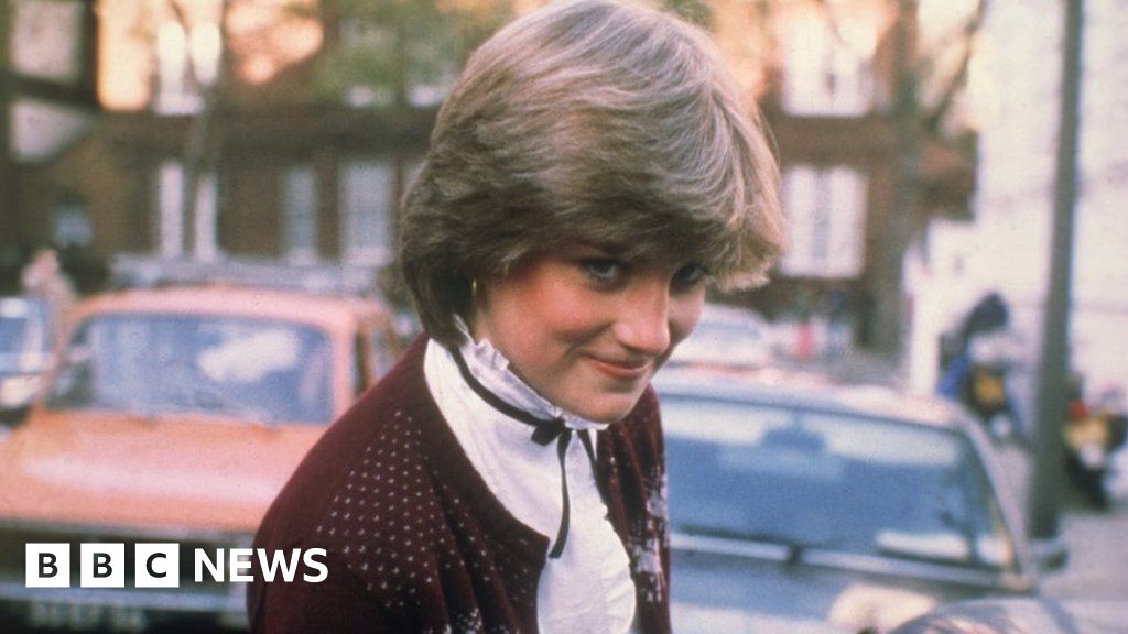 Blue plaques for Princess Diana and five female trailblazers Blue plaques for Princess Diana and five female trailblazers