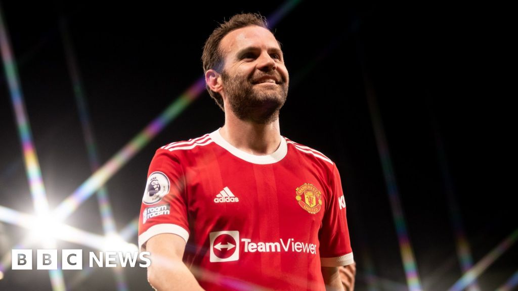 Juan Mata to form team for Manchester exhibition about ‘the artists on the pitch’ Juan Mata to form team for Manchester exhibition about ‘the artists on the pitch’