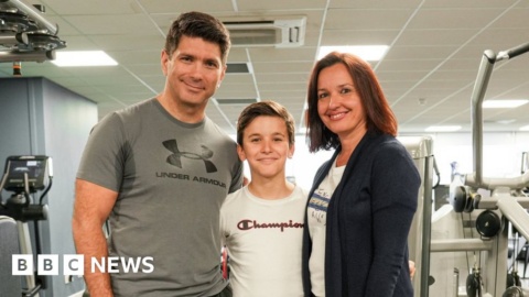 Teen who broke his back sledging set to climb Eiffel Tower