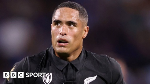 Ireland v New Zealand: Aaron Smith tells Irish to expect a ‘totally different’ All Blacks side