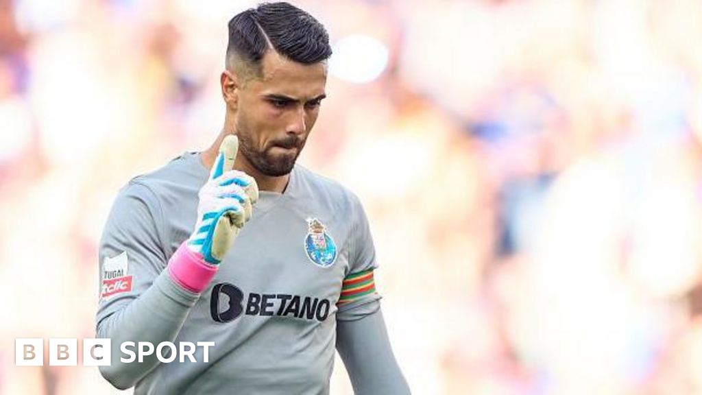 Man Utd vs Porto: Diogo Costa – penalty expert who idolises Iker Casillas and Vitor Baia Man Utd vs Porto: Diogo Costa – penalty expert who idolises Iker Casillas and Vitor Baia