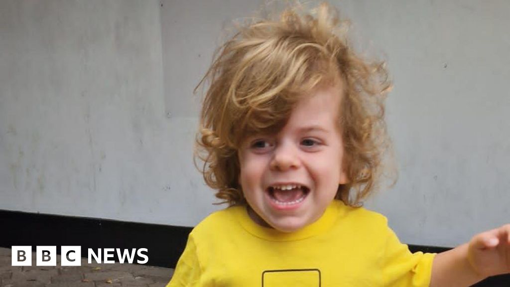 Ipswich dad’s mission to raise awareness of son’s rare disease Ipswich dad’s mission to raise awareness of son’s rare disease