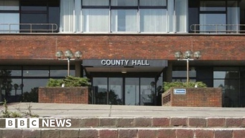 Careers service cuts to save £230k in Worcestershire