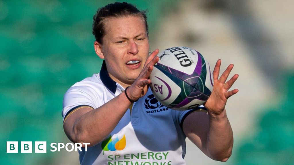 Sarah Law: Former Scotland half-back retires from rugby at 29 Sarah Law: Former Scotland half-back retires from rugby at 29