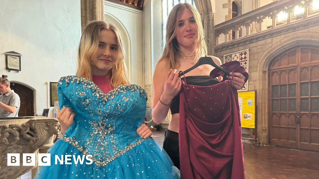 ‘Rebel prom’ after pupils uninvited from official school event ‘Rebel prom’ after pupils uninvited from official school event