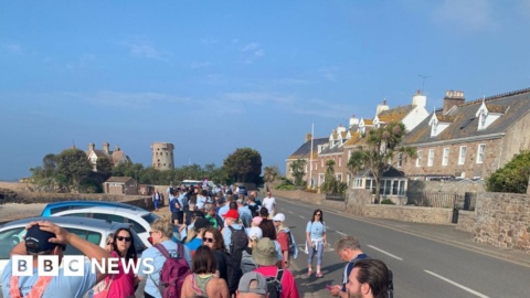 Jersey Mencap walking challenge with 500 people raises £24k