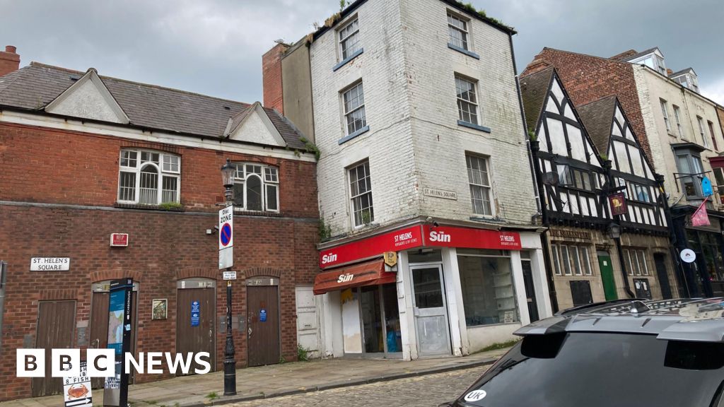 Scarborough toilets and pub to be transformed into art spaces