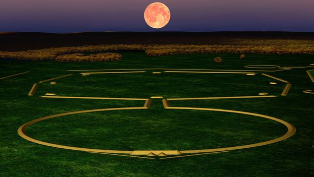 The US’ 2,000-year-old mystery mounds The US’ 2,000-year-old mystery mounds