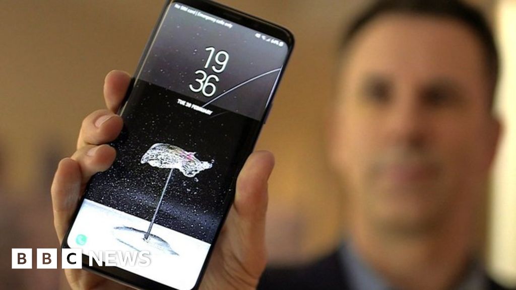 Samsung Galaxy S9 focuses on the camera Samsung Galaxy S9 focuses on the camera
