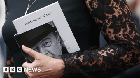 Theatre world pays tribute to director at memorial service