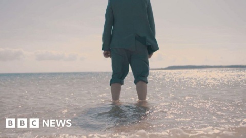 National Theatre Wales tells migrant stories off Tenby coast