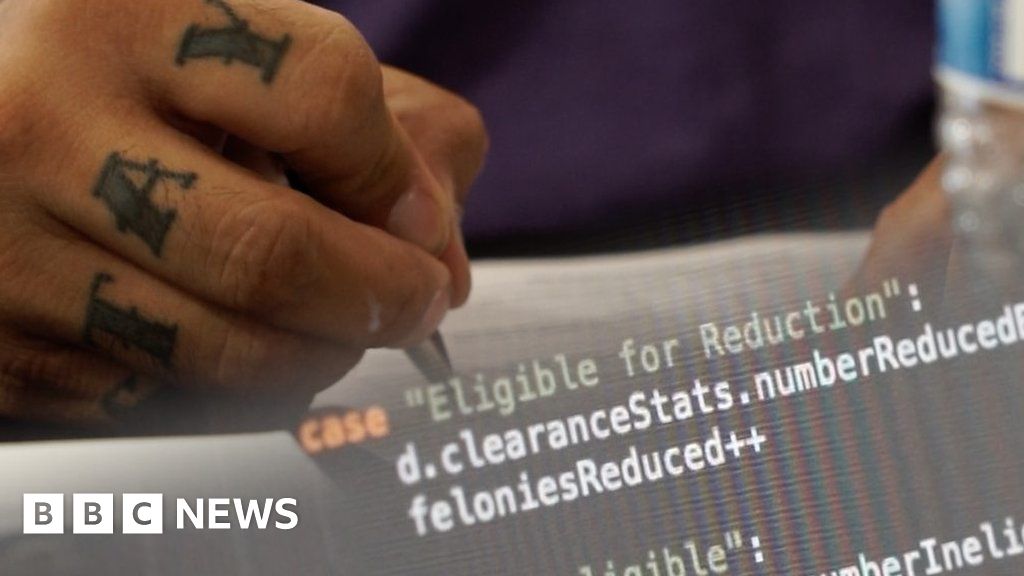 An algorithm wipes clean the criminal pasts of thousands An algorithm wipes clean the criminal pasts of thousands