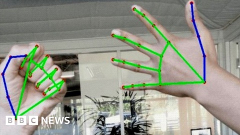 Google sign language AI turns hand gestures into speech