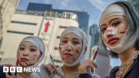 Halloween costumes – from turnips to sexy witches Halloween costumes – from turnips to sexy witches