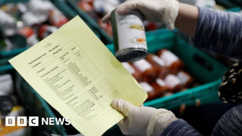 Call for Wales to match English volunteering scheme