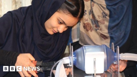 Afghan girls make ventilators out of car parts