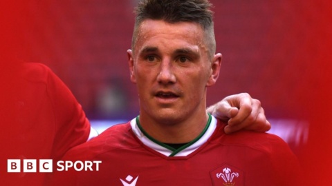 Jonathan Davies: Wales centre on return of full crowds and beating All Blacks