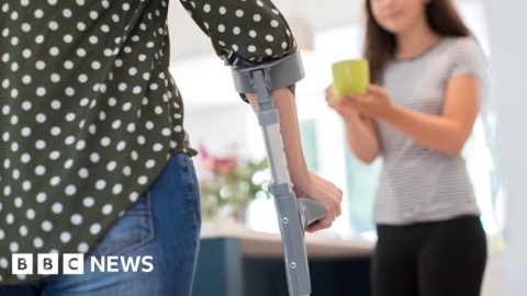 Thousands of children left unsupported