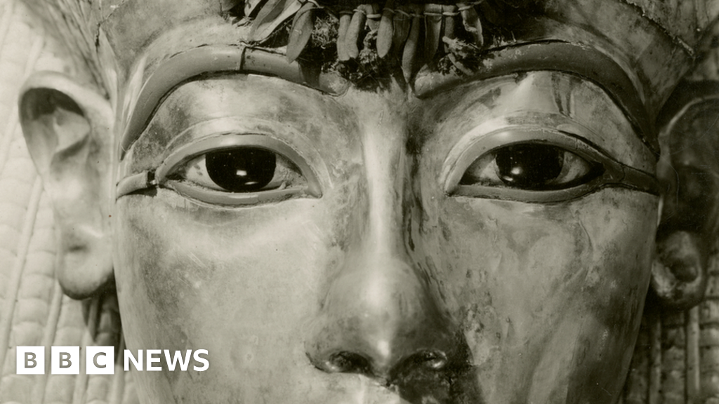 Archive sheds new light on Tutankhamun discovery, 100 years on Archive sheds new light on Tutankhamun discovery, 100 years on