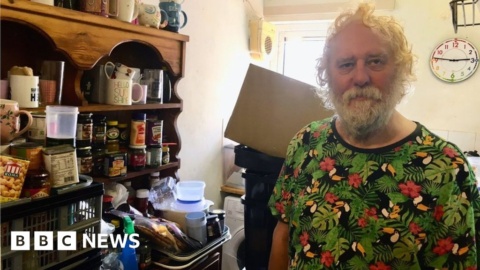 ‘I want a tidy life, but I can’t do it on my own’