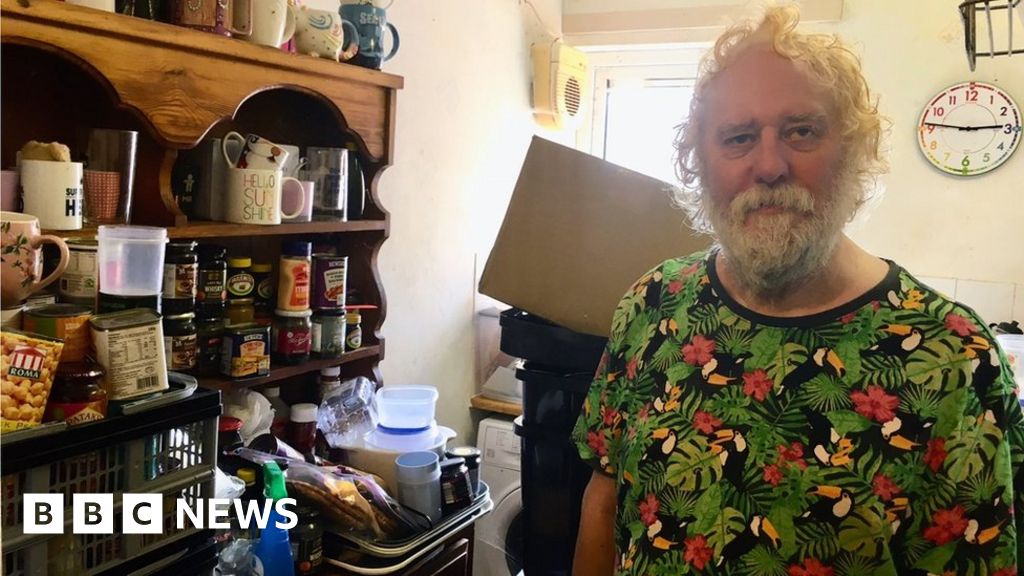 ‘I want a tidy life, but I can’t do it on my own’