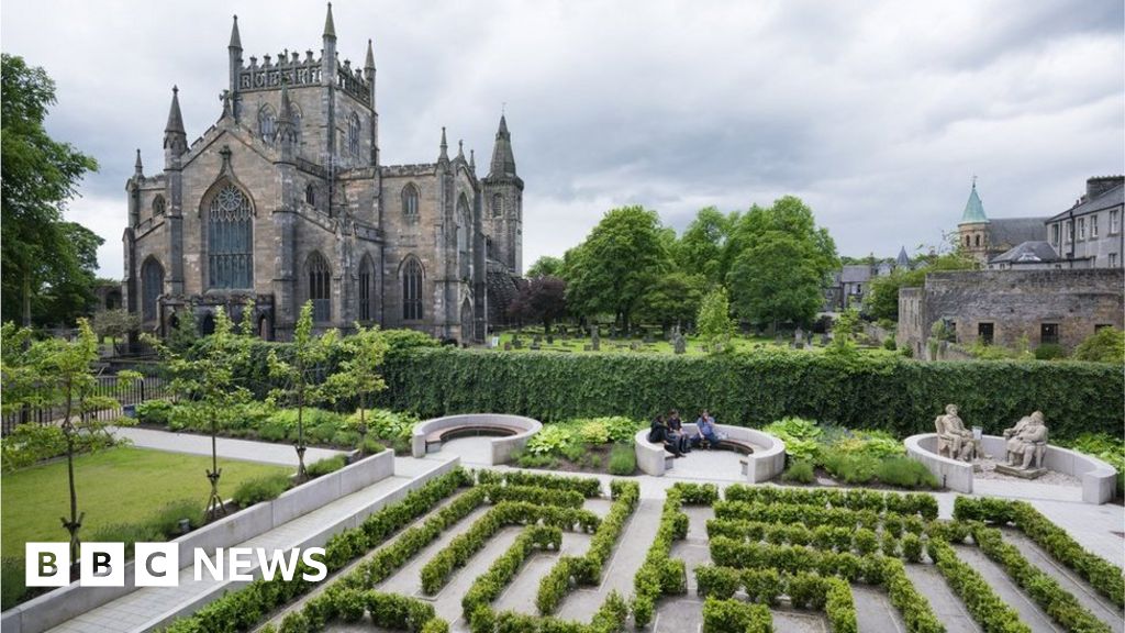 Dunfermline to become Scotland’s eighth city