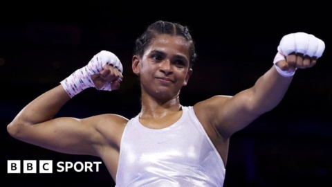 Ramla Ali: From refugee who fled war-torn Somalia to undefeated boxer, model & activist Ramla Ali: From refugee who fled war-torn Somalia to undefeated boxer, model & activist