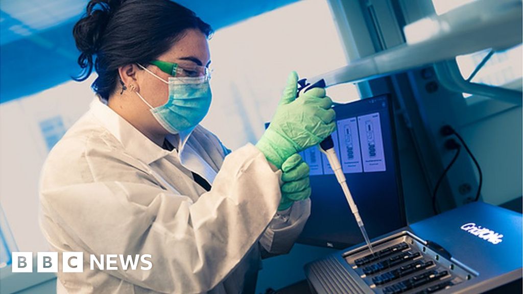 Scientists warn Sunak on EU research programme Scientists warn Sunak on EU research programme