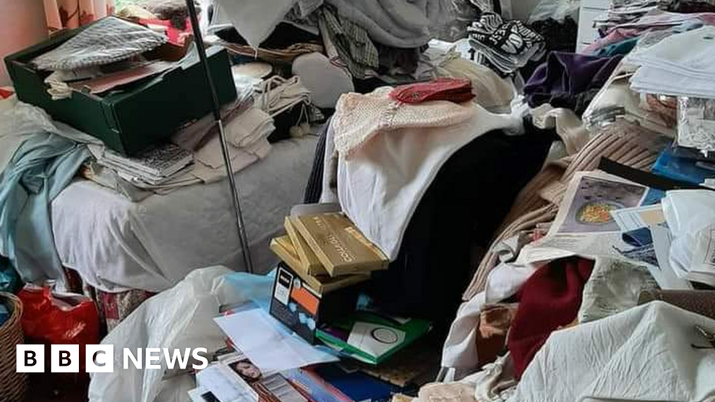 Gloucestershire hoarders turn to professionals for support Gloucestershire hoarders turn to professionals for support