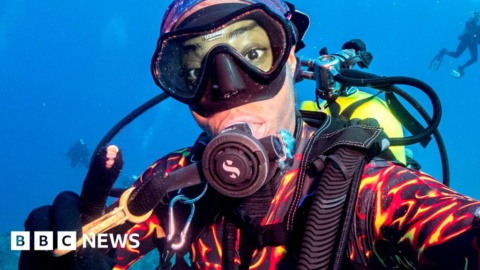 How divers are using antibiotics to save sick corals
