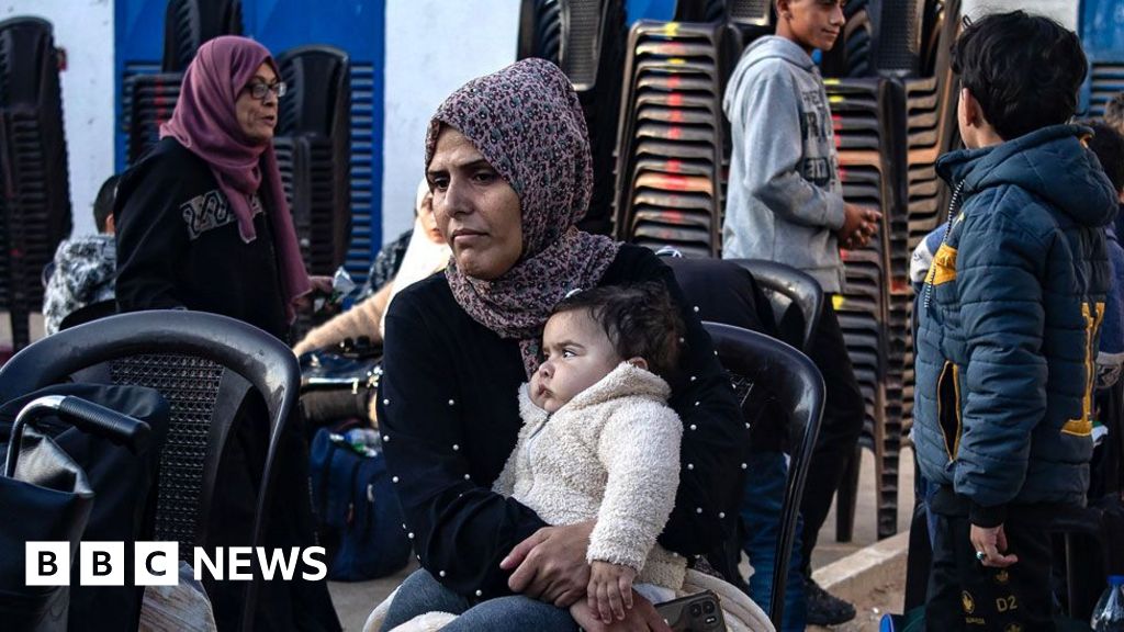 Palestinian patients leave Gaza in rare medical evacuation