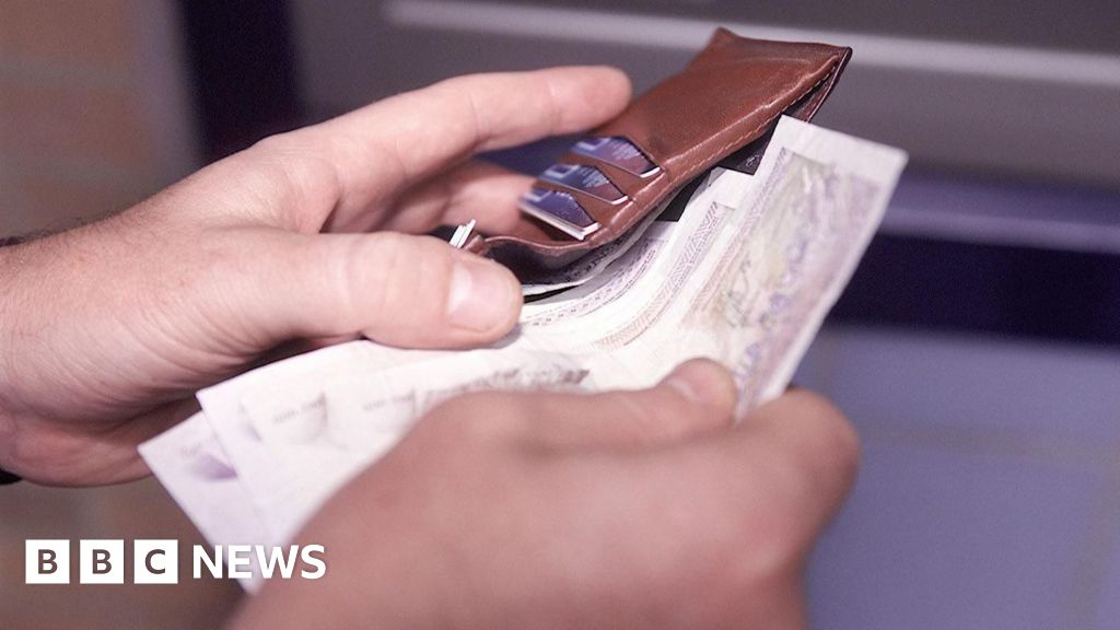 Hundreds of lower-income workers in Jersey to get £250