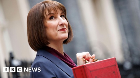 Stormont gets £1.5bn funding package next year in Labour Budget Stormont gets £1.5bn funding package next year in Labour Budget