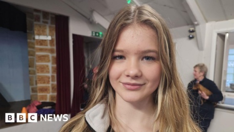 Derbyshire teenager up for national award at Crufts Derbyshire teenager up for national award at Crufts