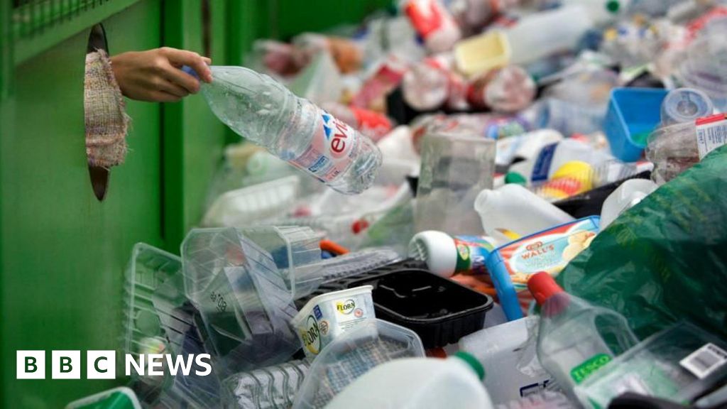 Booking system could start at waste recycling centres Booking system could start at waste recycling centres