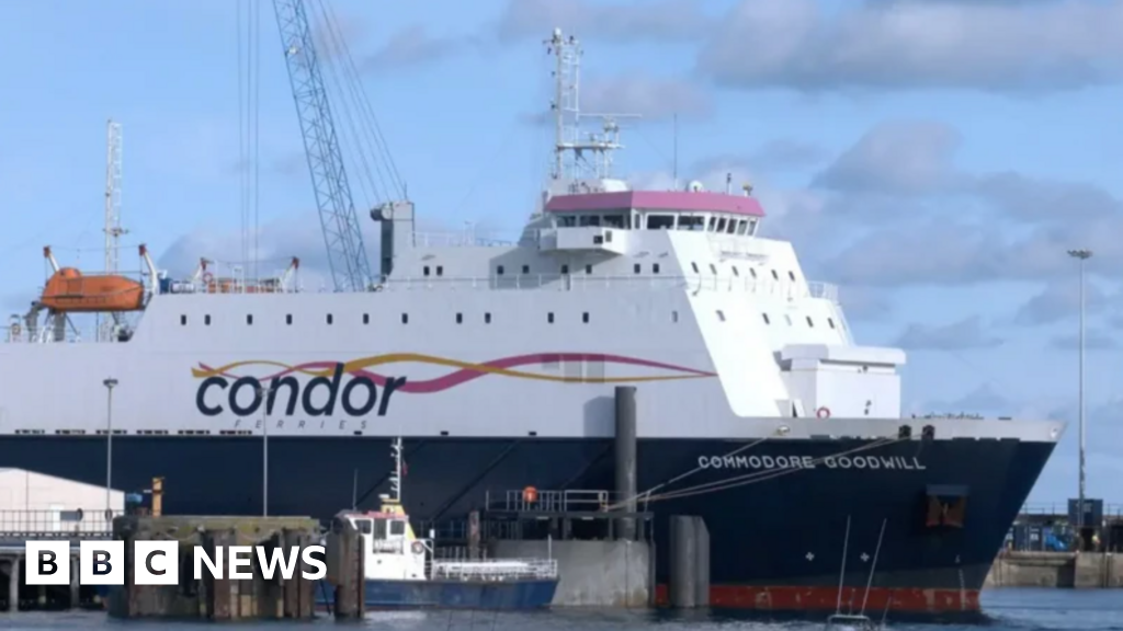 Business leader criticises ‘farcical’ Jersey ferry contract delay Business leader criticises ‘farcical’ Jersey ferry contract delay