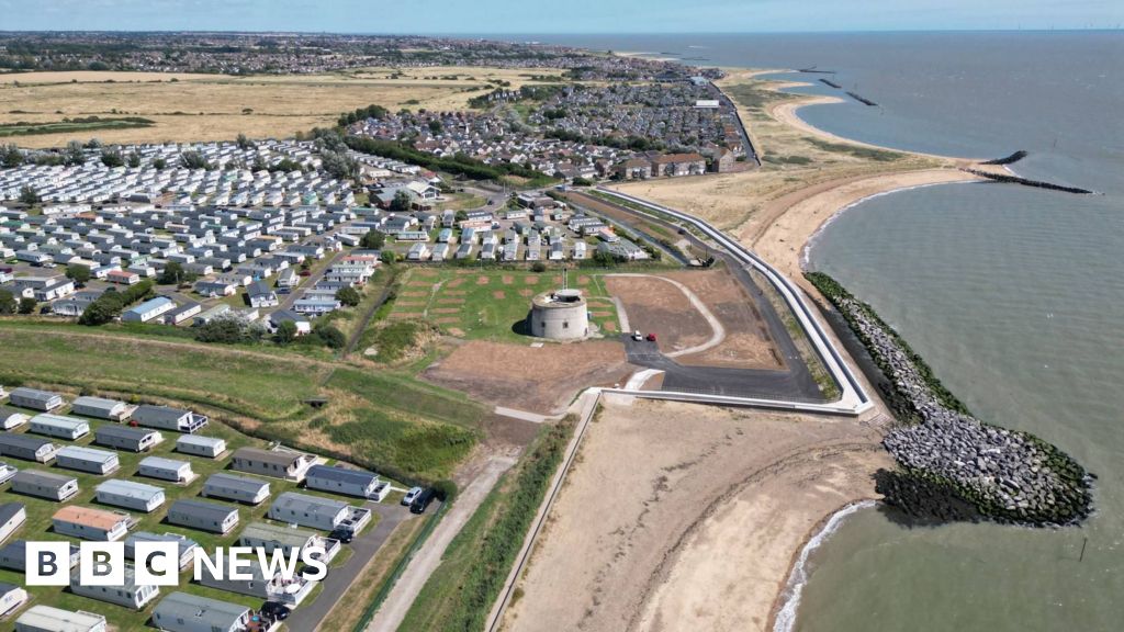 £12m scheme to prevent flooding near Jaywick completed £12m scheme to prevent flooding near Jaywick completed