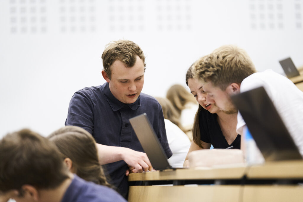 Economics at the University of Copenhagen: Valuable, versatile degrees Economics at the University of Copenhagen: Valuable, versatile degrees