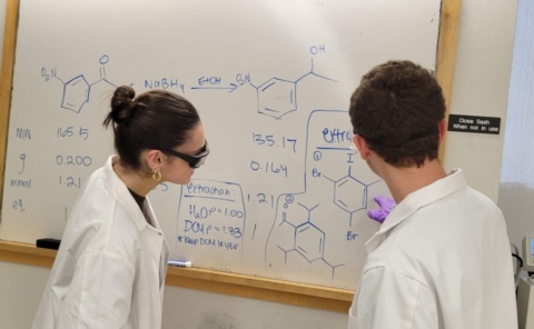 3 research-driven departments of chemistry in the US