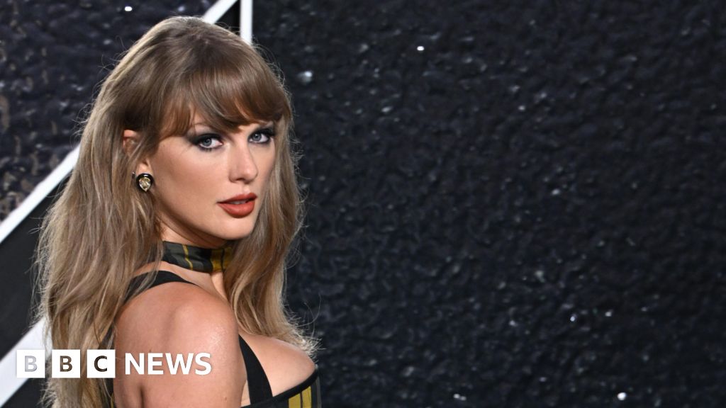 Taylor Swift lyrics ‘like classical texts’ Taylor Swift lyrics ‘like classical texts’