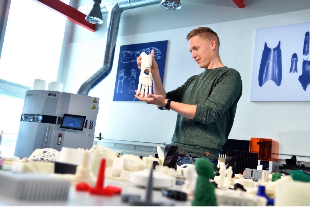 Where hands-on learning fuels expertise in AI