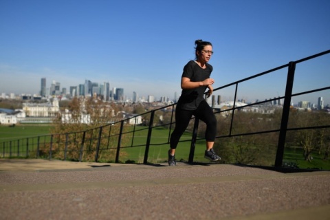 5 best two-year degrees for international students in the UK