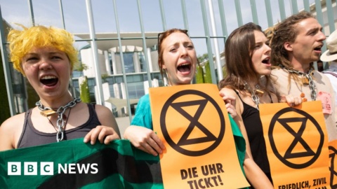 EU leaders face pressure to deliver on climate change